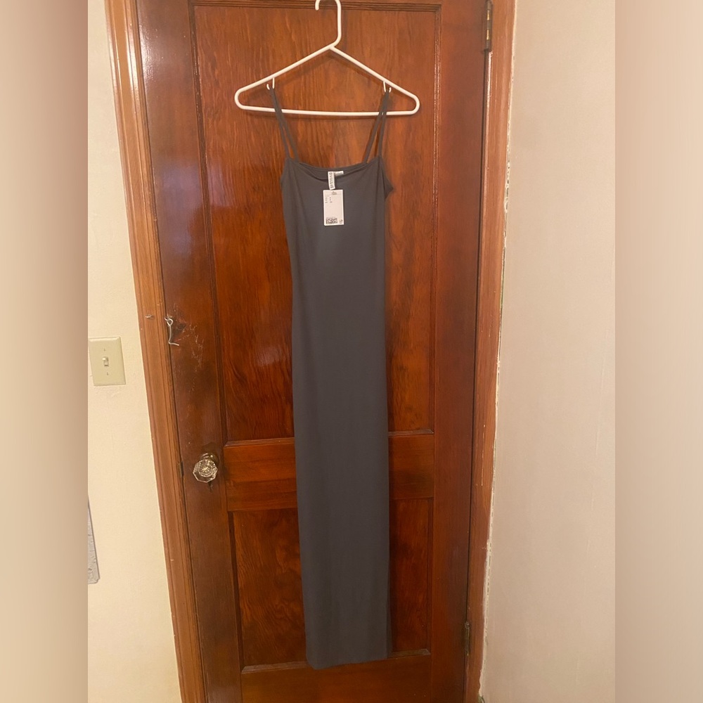 H&M Women’s dress NWT Small gray